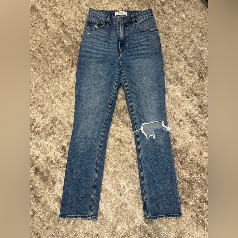 Stylish Ripped Blue Jeans